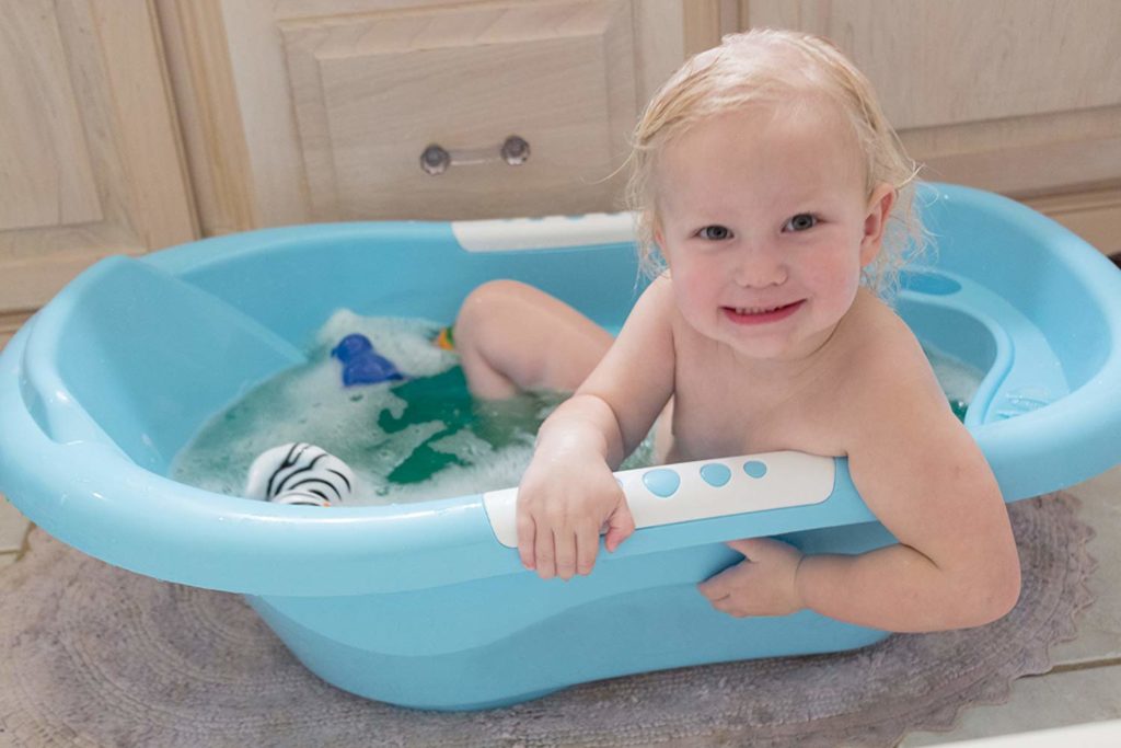 plastic bathtub